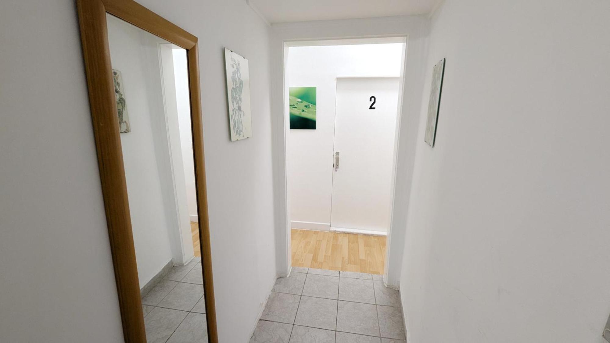 Comfortable In Lugner Area Vienne